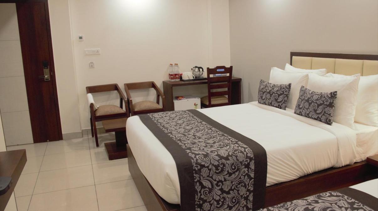 Pride Biznotel Canopus, Digha Digha  Ngoại thất bức ảnh